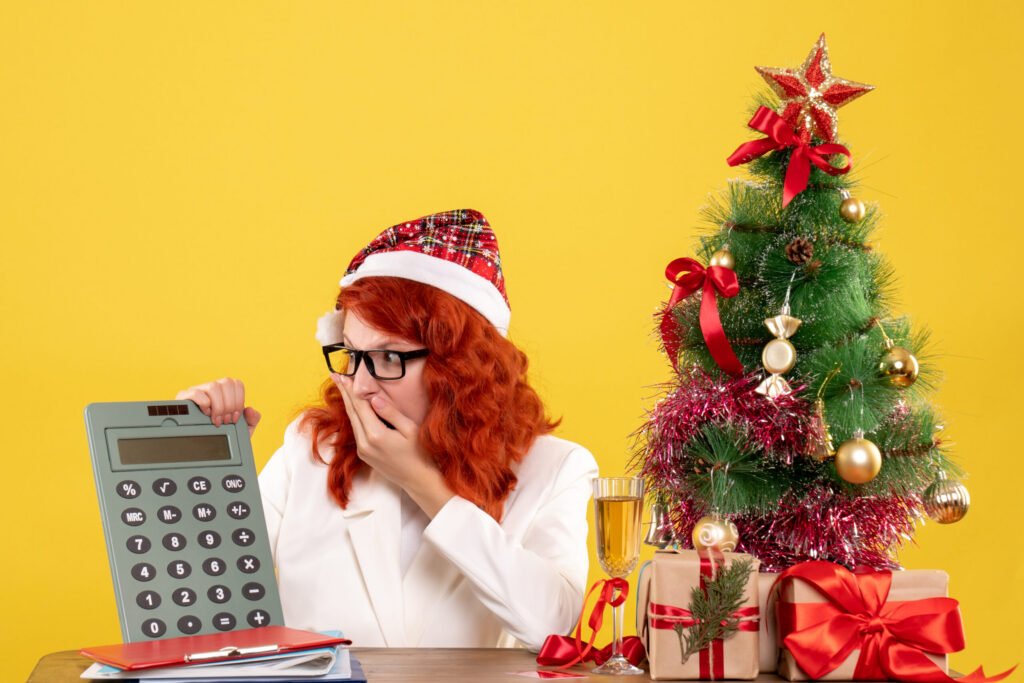 How to Spend Wisely and Save Money in the Lead-Up to Christmas