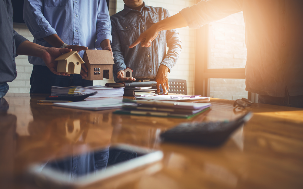 Mortgage Advisor vs. Property Agent: What’s the Difference?
